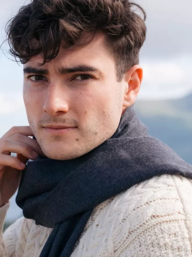 Sweater Shop Extra Fine Merino Wool Luxury Scarf 106